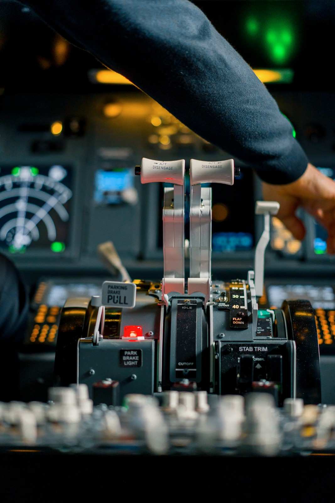 Top Flight Training Institute in New Delhi: 70 Knots Aviation