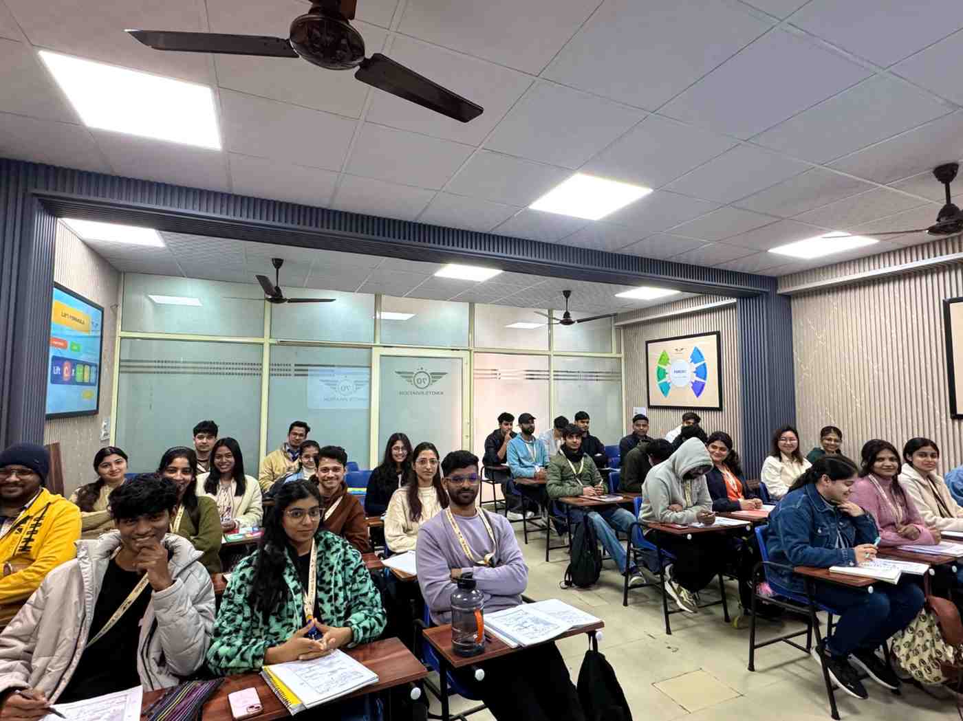Best CPL Ground Classes in Jaipur to Start Your Aviation Career